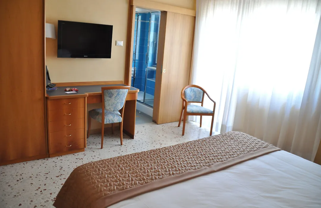 Hotel Maja-1